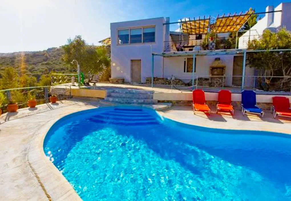 Seafront Three-Bedroom Villa for Sale in Ierapetra, Lasithi