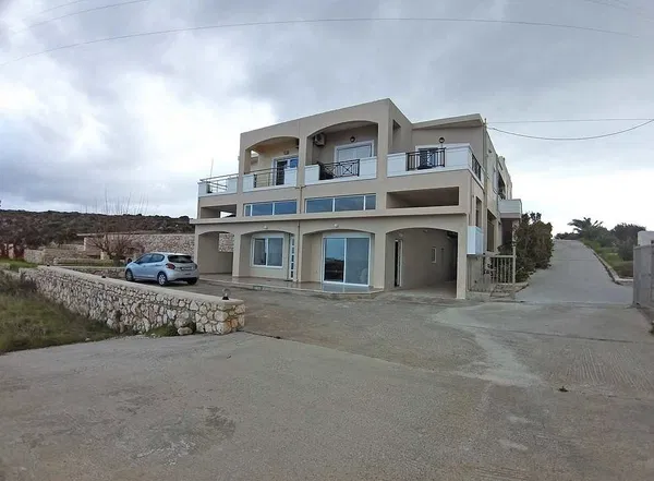 Four-Bedroom Sea View Apartment for Sale in Kalathas, Akrotiri — photo 3