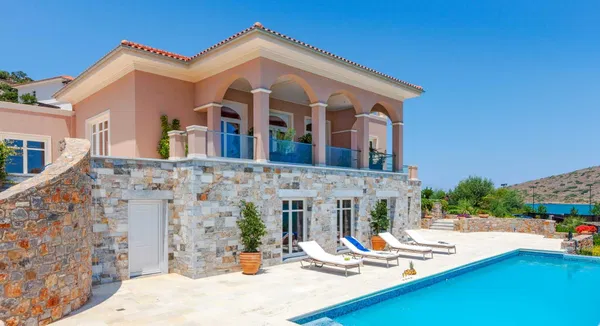 Sea View Six-Bedroom Villa for Sale in Elounda, Agios Nikolaos — photo 4