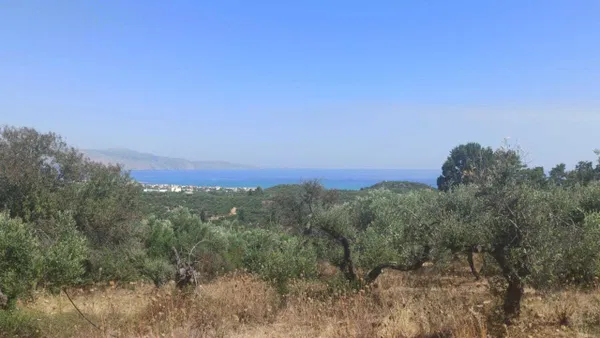 Sea-View 4,900 m² Plot of Land for Sale in Gerani, Platanias