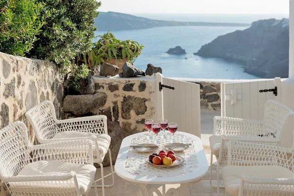 178 m² Sea-View Three-Bedroom Villa for Sale in Santorini, Cyclades — photo 5