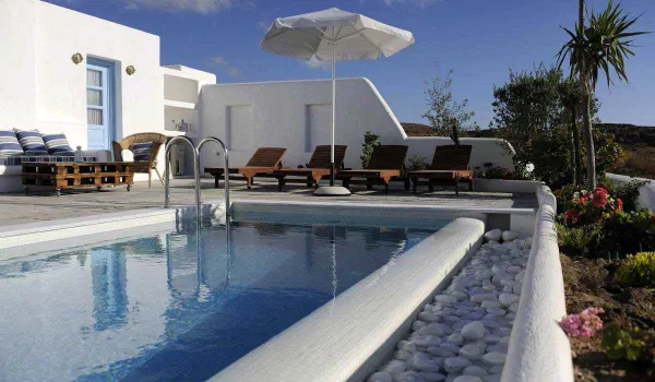 1096 m² Sea-View Hotel for Sale in Santorini, Cyclades — photo 5