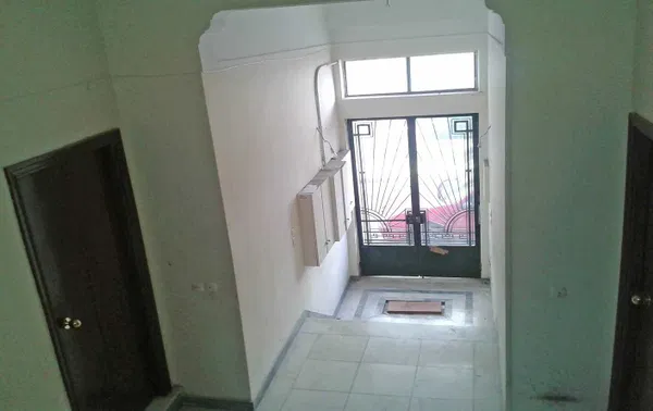 880 m² Building for Sale in Patision - Acharnon, Athens Center — photo 3
