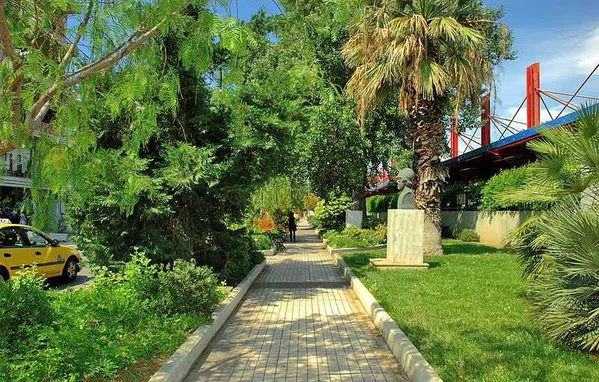 Building for Sale in Moschato, Piraeus Suburbs