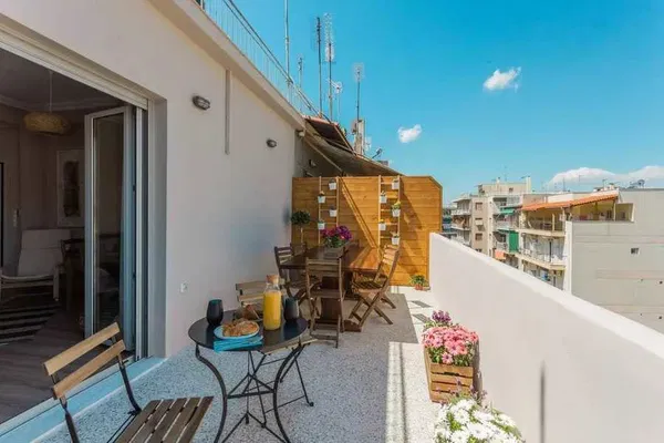 Three-Bedroom Renovated Apartment for Sale in Gazi - Metaxourgio - Votanikos, Athens Center — photo 2