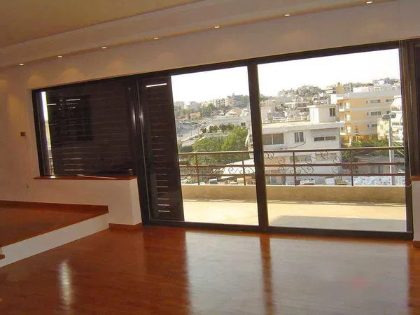 Sea View Three-Bedroom Apartment for Rent in Voula, Athens Southern suburbs — photo 2