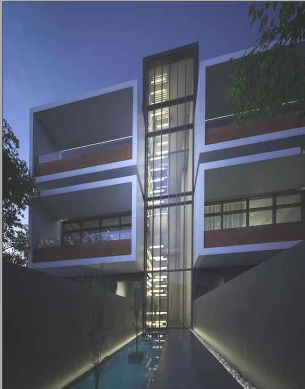 161 m² Villa with Three Bedrooms for Sale in Alimos, Athens Southern suburbs
