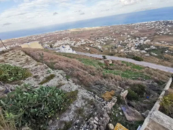 Sea-View 600 m² Plot for Sale in Santorini, Cyclades — photo 5