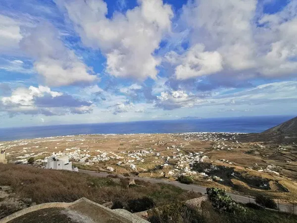 Sea-View 600 m² Plot for Sale in Santorini, Cyclades