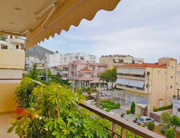 Sea-View 86 m² Apartment with Two Bedrooms for Sale in Glyfada, Athens Southern suburbs — photo 2