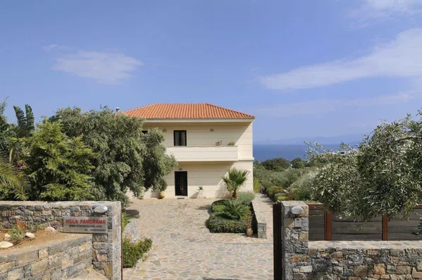 Sea-View Five-Bedroom Villa for Sale in Elounda, Agios Nikolaos — photo 3