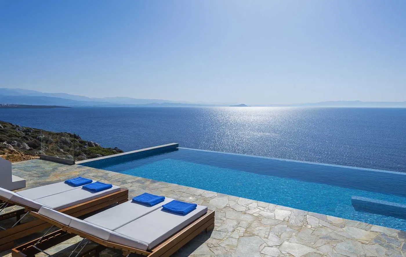 Sea-View Five-Bedroom Villa for Rent in Tersanas, Akrotiri
