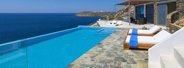 Sea-View Five-Bedroom Villa for Rent in Tersanas, Akrotiri — photo 5