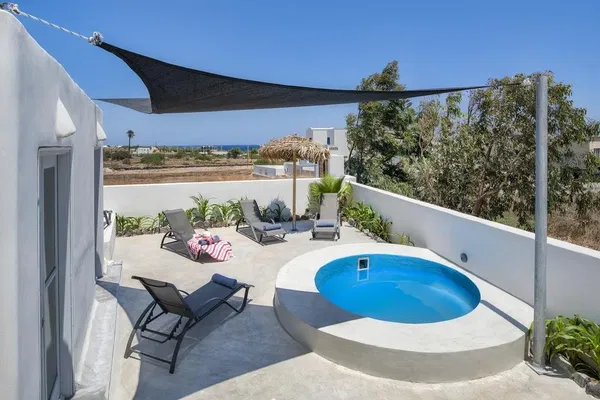 1050 m² Hotel for Sale in Santorini, Cyclades — photo 5