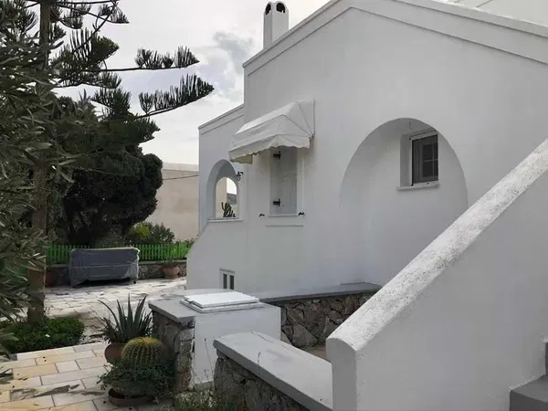 Sea-View Building for Sale in Santorini, Cyclades — photo 3