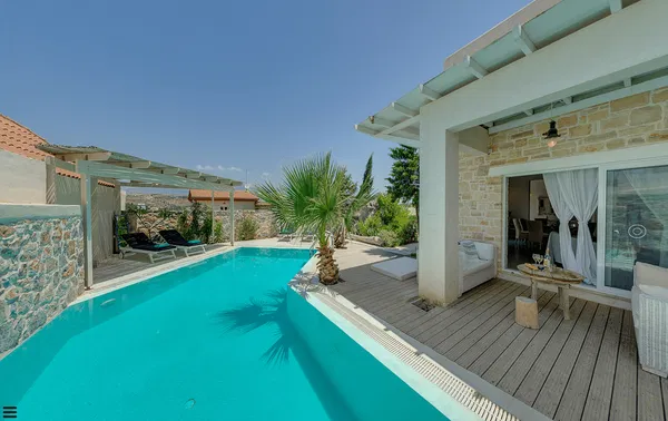 Sea-View Three-Bedroom Villa for Sale in Faistos, Heraklion — photo 2