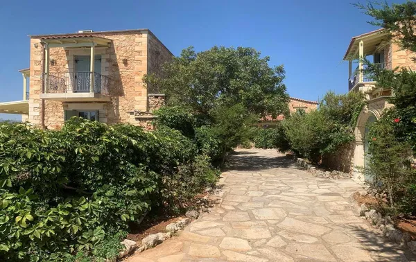 1260 m² Hotel for Sale in Chania — photo 2