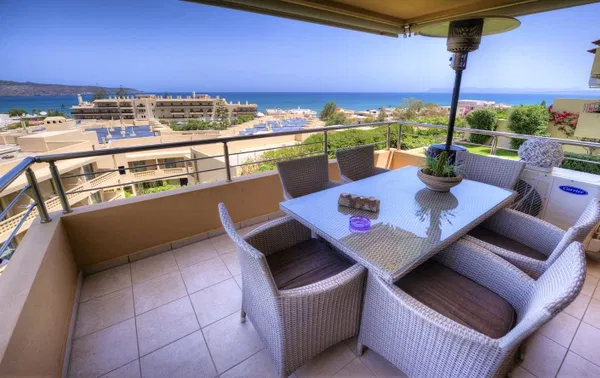 125 m² Sea-View Four-Bedroom Villa for Rent in Agia Marina, Chania — photo 3