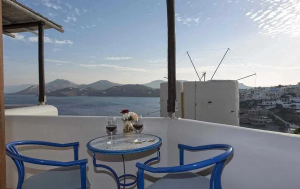 Sea-View Hotel for Sale in Leros, Dodecanese Islands — photo 2