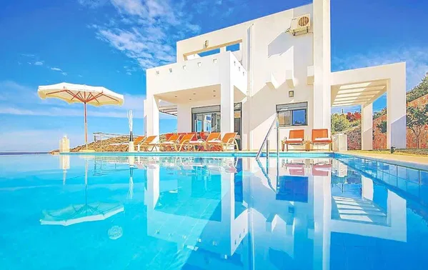 Sea-View Six-Bedroom Villa for Sale in Milatos, Agios Nikolaos