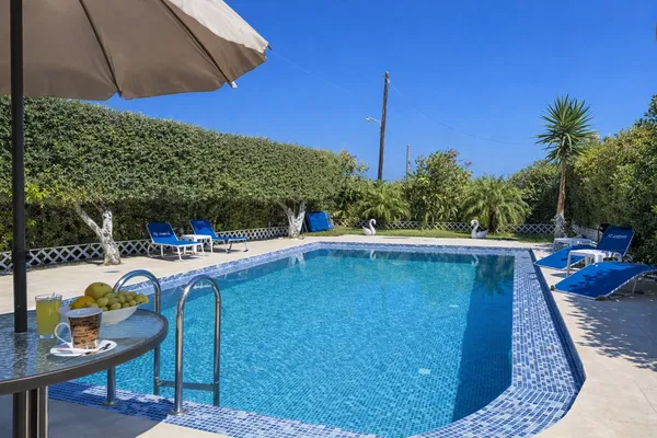 Four-Bedroom Sea View Villa for Sale in Kolymbari, Platanias — photo 3