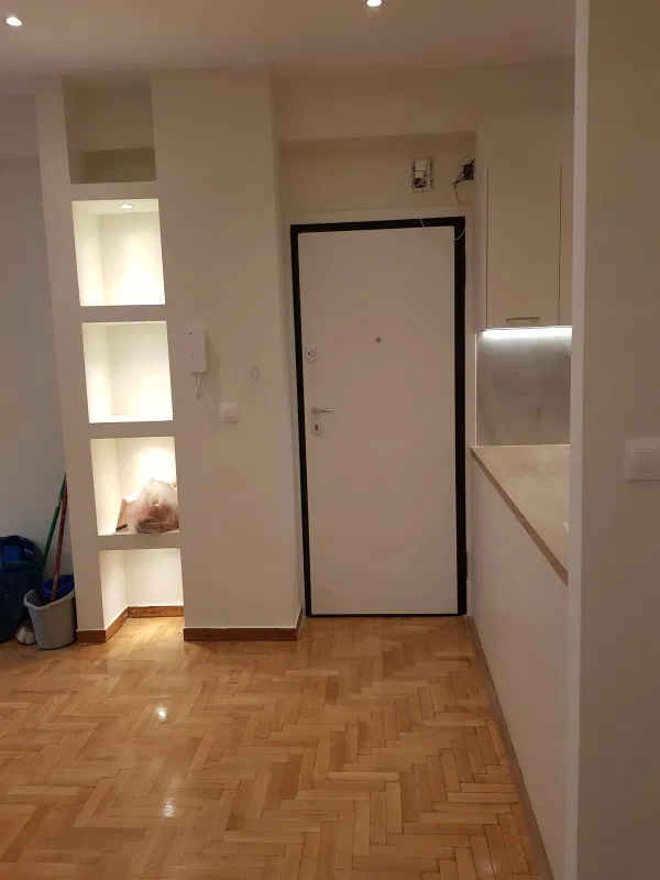 60 m² Renovated Two-Bedroom Apartment for Sale in Koukaki - Makrigianni, Athens Center — photo 3