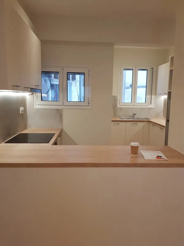 60 m² Renovated Two-Bedroom Apartment for Sale in Koukaki - Makrigianni, Athens Center — photo 4