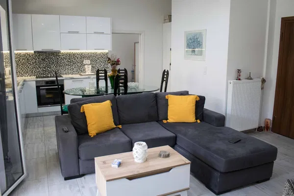 Renovated 86 m² Apartment with Three Bedrooms for Sale in Kolonos - Kolokinthous, Athens Center — photo 5