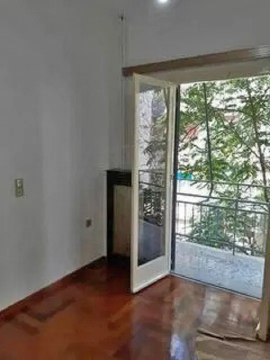 87 m² Two-Bedroom Apartment for Sale in Center Athens, Athens Center — photo 5