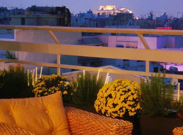 Renovated Seven-Bedroom Apartment for Sale in Pangrati, Athens Center — photo 2