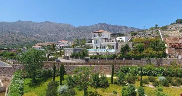 Sea View 623 m² Villa with Five Bedrooms for Sale in Elounda, Agios Nikolaos — photo 4