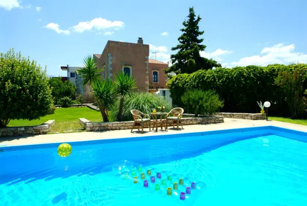 Two-Bedroom Villa for Sale in Rethymnon