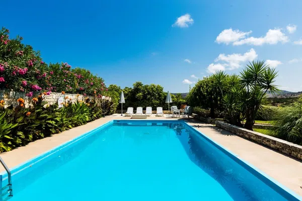 Two-Bedroom Villa for Sale in Rethymnon — photo 2