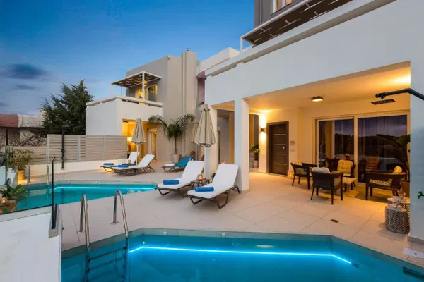 Seven-Bedroom Villa for Sale in Rethymnon — photo 3
