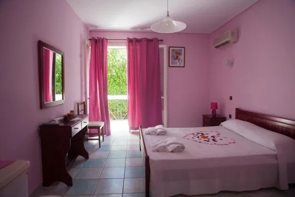 Sea-View Hotel for Sale in Messinia, Peloponnese — photo 4