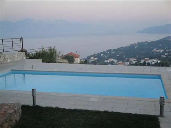 Two-Bedroom Sea-View Villa for Sale in Theologos, Fthiotida — photo 2