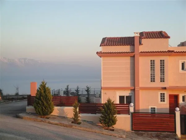 155 m² Sea View Three-Bedroom Villa for Sale in Theologos, Fthiotida — photo 2
