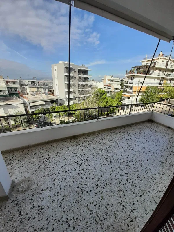 97 m² Apartment with Three Bedrooms for Sale in Ilioupoli, Athens Southern suburbs — photo 2