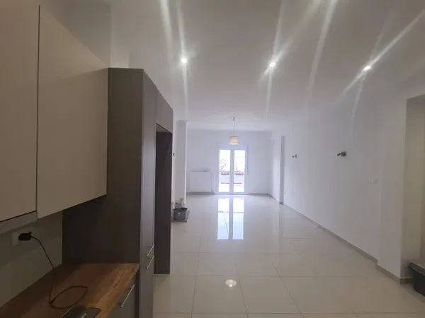 Renovated 67 m² Apartment with One Bedrooms for Sale in Gazi - Metaxourgio - Votanikos, Athens Center — photo 2