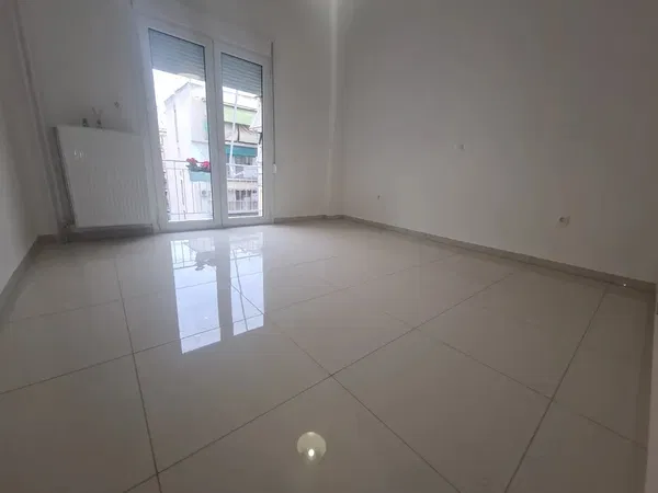 Renovated 67 m² Apartment with One Bedrooms for Sale in Gazi - Metaxourgio - Votanikos, Athens Center — photo 3