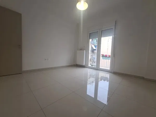 Renovated 67 m² Apartment with One Bedrooms for Sale in Gazi - Metaxourgio - Votanikos, Athens Center — photo 4