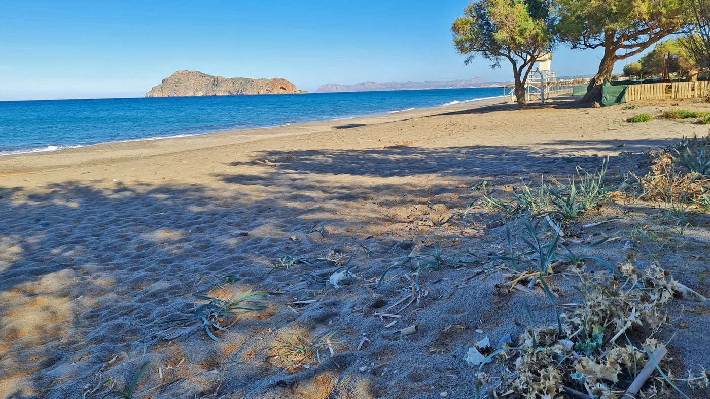 Sea-View 1,206 m² Land for Sale in Platanias, Chania