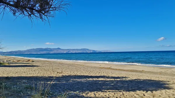 Sea-View 1,206 m² Land for Sale in Platanias, Chania — photo 2