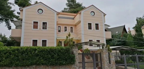 Four-Bedroom Villa for Sale in Stamata, Athens Northern suburbs
