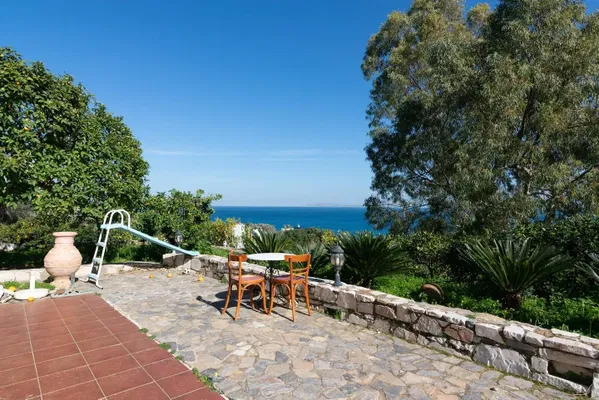 442 m² Sea-View Hotel for Sale in Heraklion — photo 3