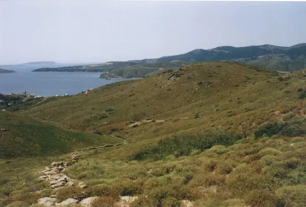 Sea-View 85,419 m² Land for Sale in Skyros, Sporades Islands — photo 2