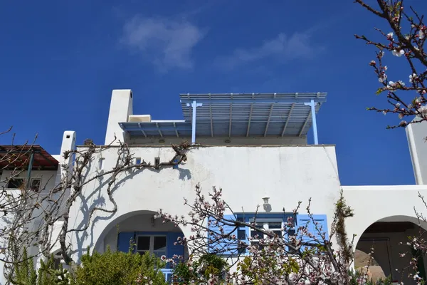 Sea-View Three-Bedroom Villa for Sale in Naxos, Cyclades — photo 5