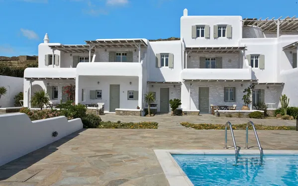 850 m² Sea-View Hotel for Sale in Mykonos, Cyclades — photo 2