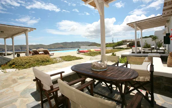 850 m² Sea-View Hotel for Sale in Mykonos, Cyclades — photo 4