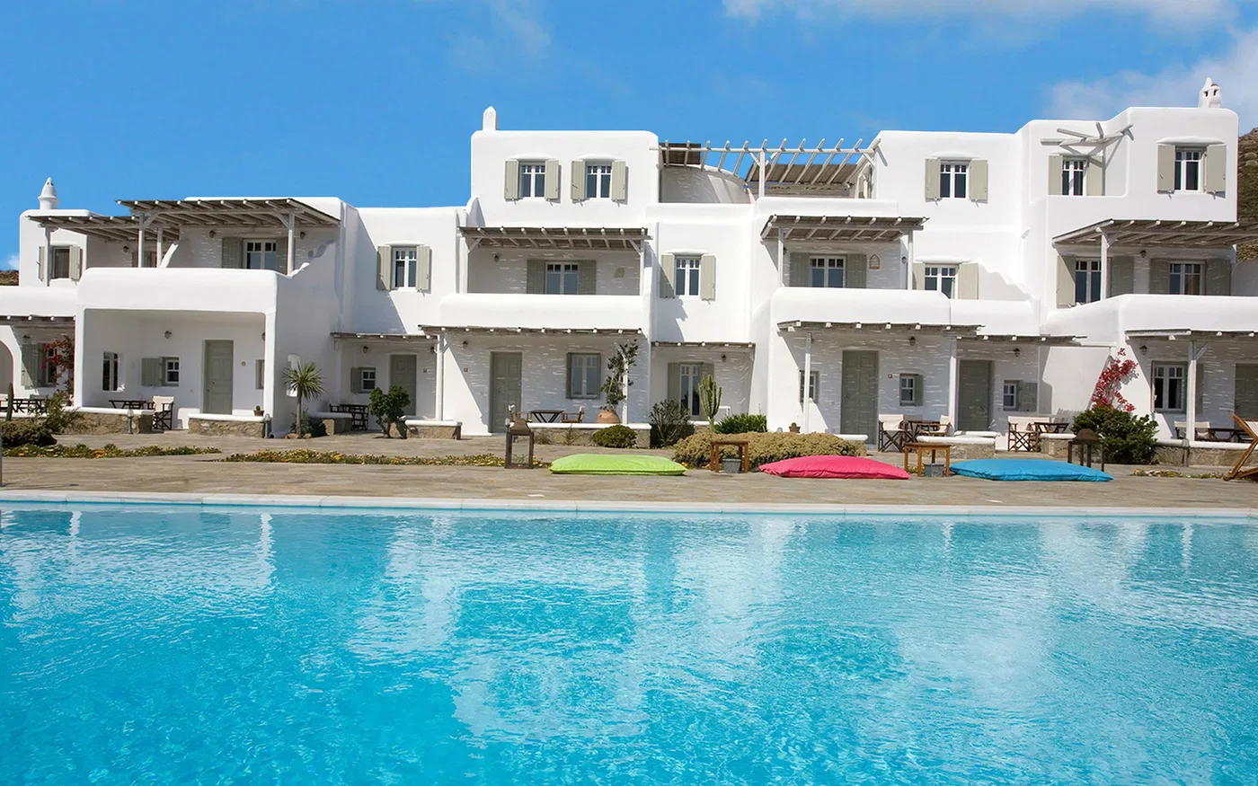 850 m² Sea-View Hotel for Sale in Mykonos, Cyclades